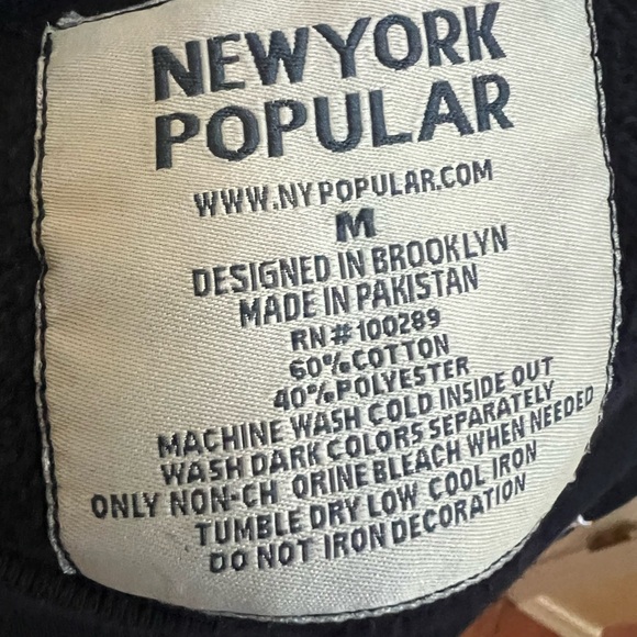 New York Popular Varsity Sweatshirt Navy White Stripe Sleeves Crewneck M - Picture 4 of 4